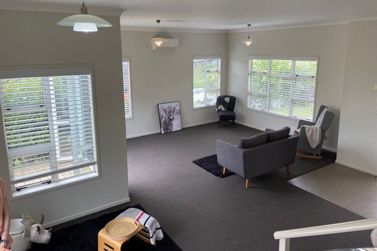 Photo of property in 2 Fennell Crescent, Silverdale, 0932