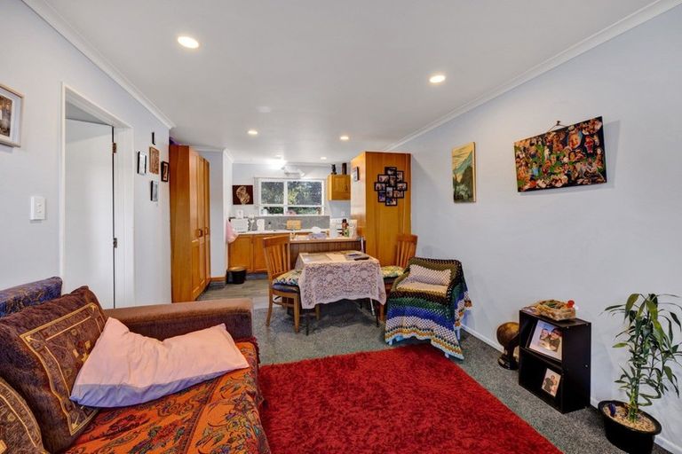 Photo of property in 62 Crownhill Street, Spotswood, New Plymouth, 4310