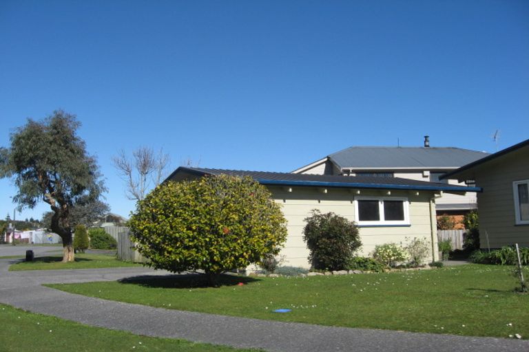 Photo of property in 12 Loris Place, Karoro, Greymouth, 7805
