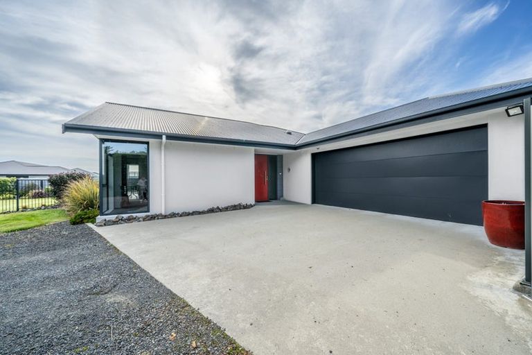 Photo of property in 7 Majestic Chance, Seaward Bush, Invercargill, 9812