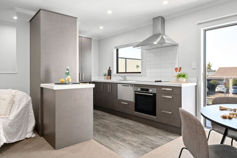 Photo of property in 2/8 Richmond Street, Whitiora, Hamilton, 3200