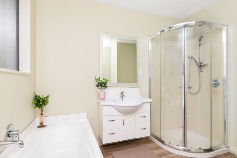 Photo of property in 30a Edmonds Street, Woolston, Christchurch, 8062