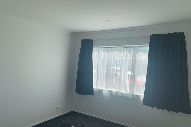 Photo of property in 18 Harore Road, Takanini, 2112