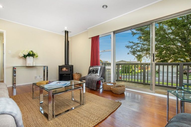 Photo of property in 4 Bexley Place, Pahurehure, Papakura, 2113