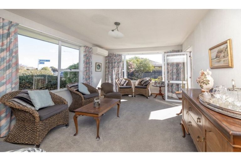 Photo of property in 1/25 Peebles Drive, Hei Hei, Christchurch, 8042