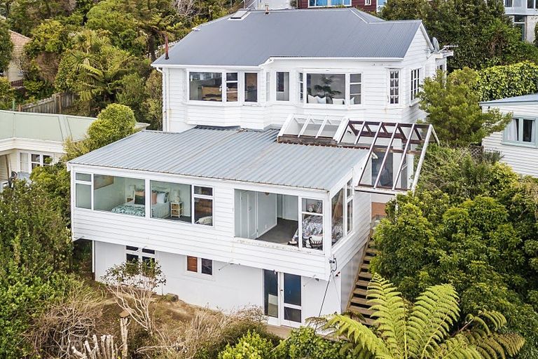 Photo of property in 14 Highbury Crescent, Highbury, Wellington, 6012