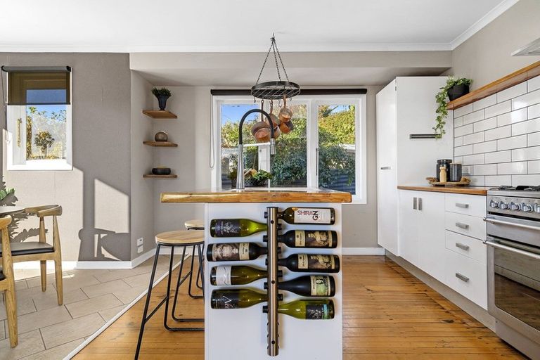 Photo of property in 55c Otumoetai Road, Judea, Tauranga, 3110