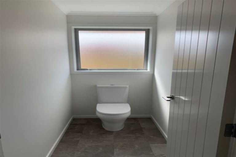 Photo of property in 12 Tarata Grove, Lansdowne, Masterton, 5810