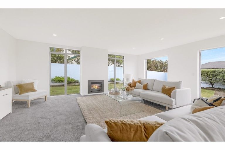 Photo of property in 14 Stout Street, Waimairi Beach, Christchurch, 8083