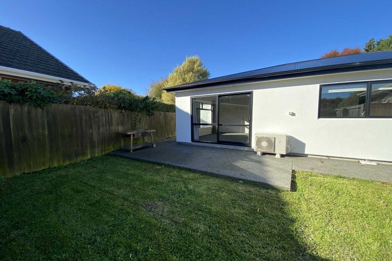 Photo of property in 2 Longmuir Street, Ilam, Christchurch, 8041