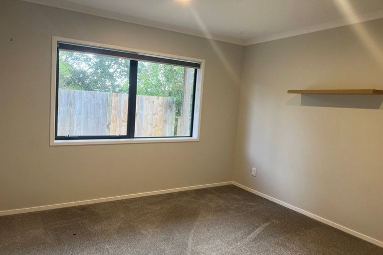 Photo of property in 85a Aeroview Drive, Beach Haven, Auckland, 0626