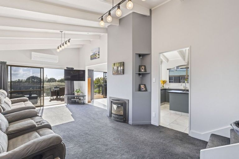 Photo of property in 129 Parklands Avenue, Bell Block, New Plymouth, 4312