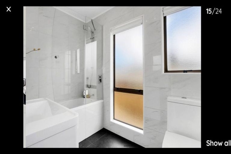 Photo of property in 2/17 Oliver Street, Point Chevalier, Auckland, 1022