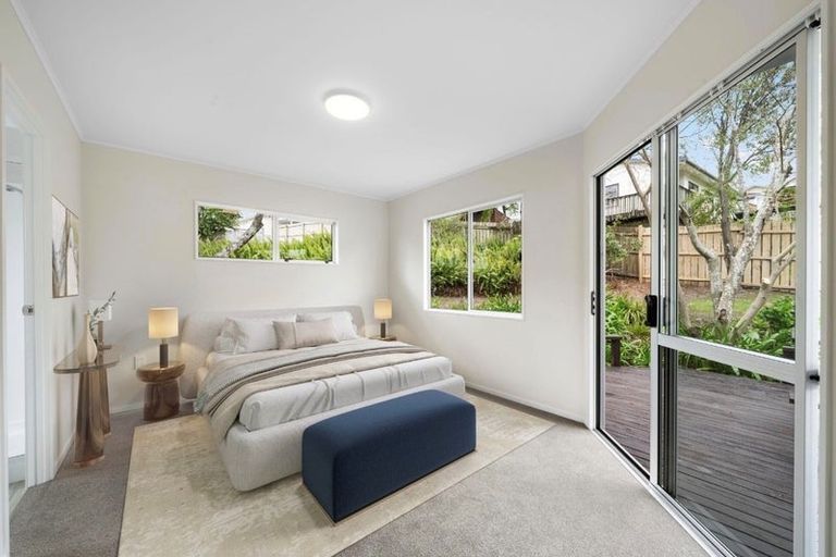 Photo of property in 63 Trias Road, Totara Vale, Auckland, 0629