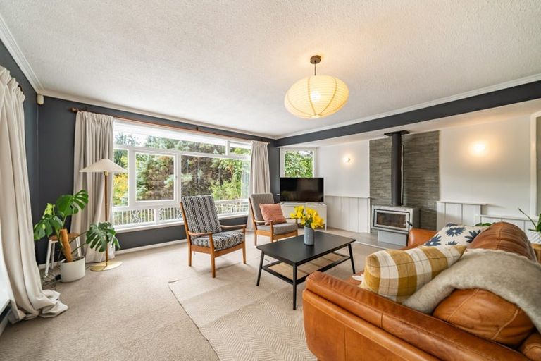 Photo of property in 120 Hine Road, Wainuiomata, Lower Hutt, 5014