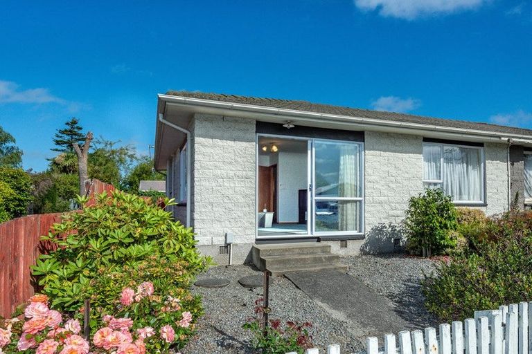 Photo of property in 1/138 Wainoni Road, Avondale, Christchurch, 8061