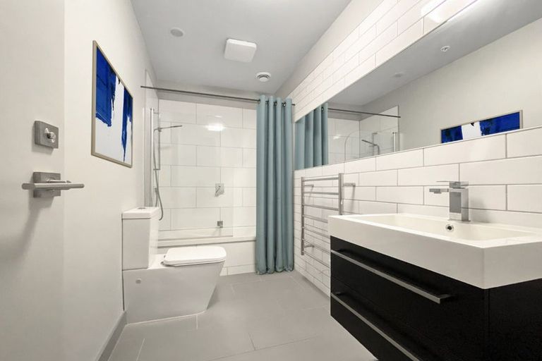 Photo of property in Detroit Apartments, 208/181 Tasman Street, Mount Cook, Wellington, 6021