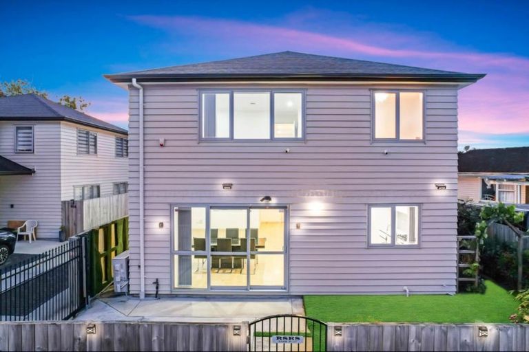Photo of property in 95d Raglan Street, Mangere East, Auckland, 2024