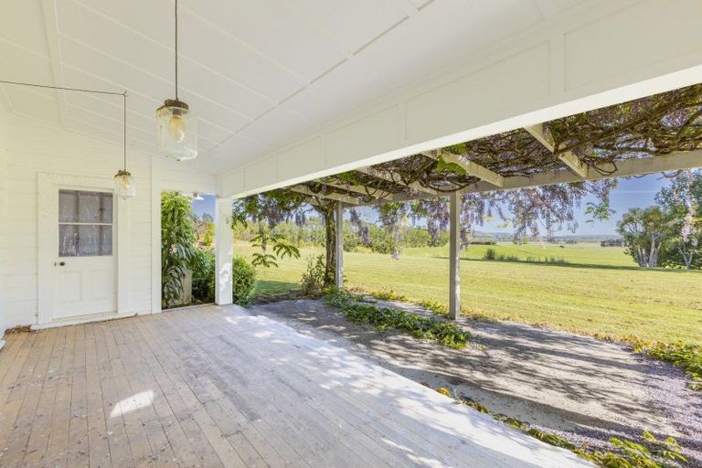 Photo of property in 724 Porangahau Road, Waipukurau, 4282