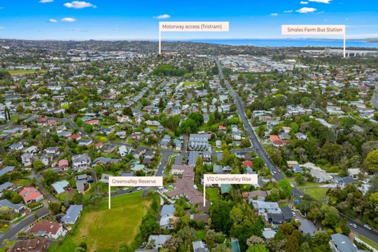 Photo of property in 1/12 Greenvalley Rise, Glenfield, Auckland, 0629