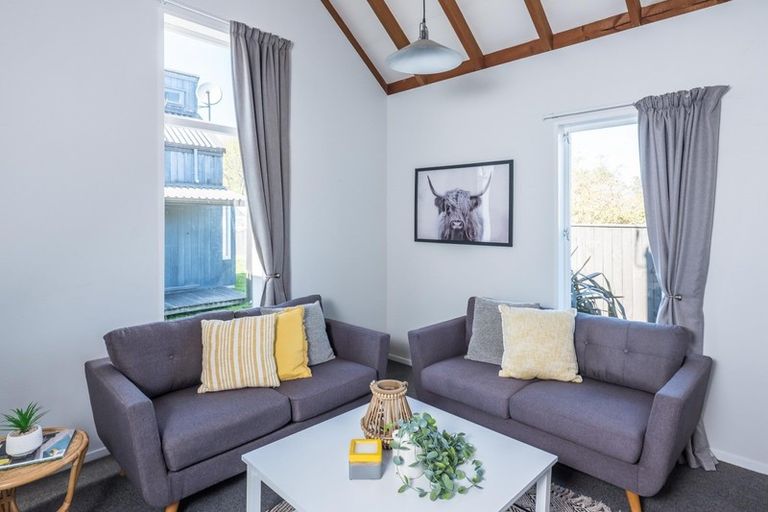 Photo of property in 12 Kew Grove, Raumati Beach, Paraparaumu, 5032