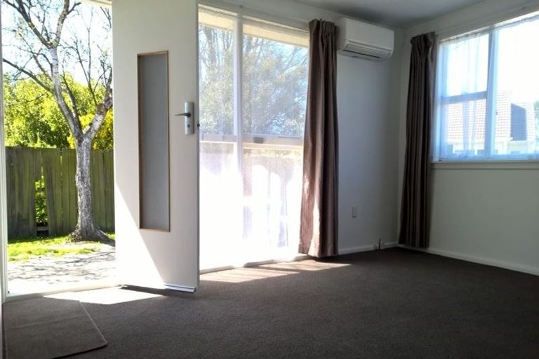 Photo of property in 1/90 Garlands Road, Woolston, Christchurch, 8023