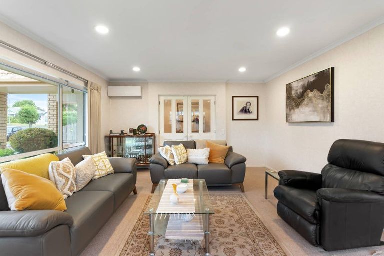 Photo of property in 5 Casabella Court, Northpark, Auckland, 2013