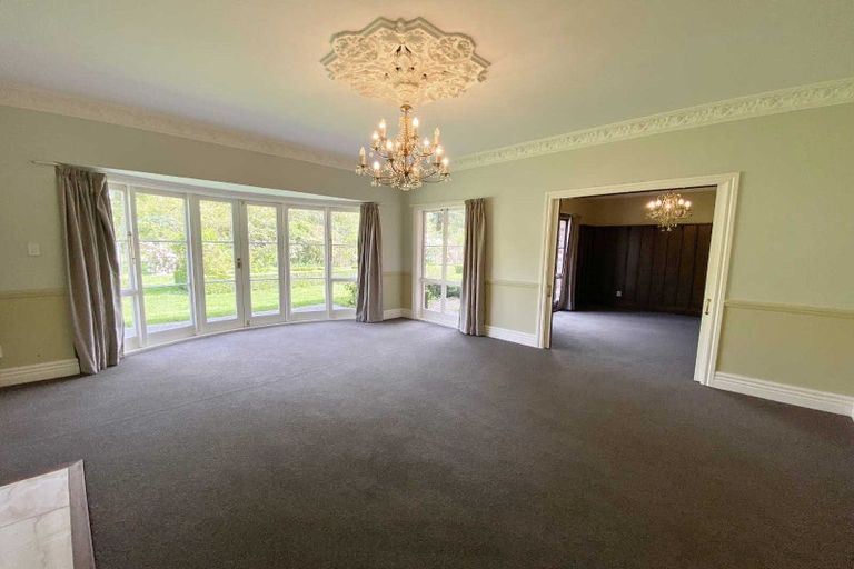 Photo of property in 163 Gardiners Road, Harewood, Christchurch, 8051