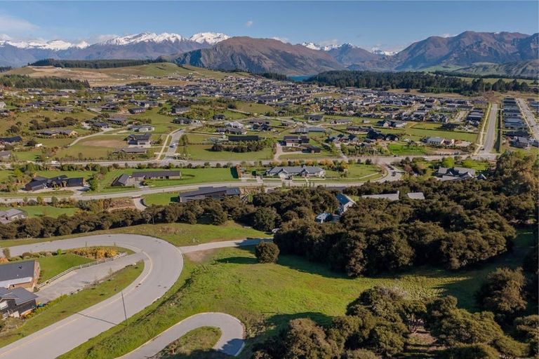 Photo of property in 7 Highfield Ridge, Wanaka, 9305