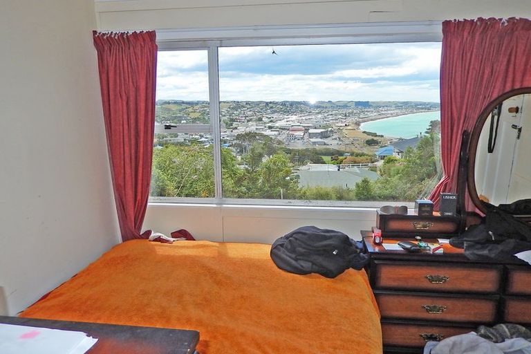 Photo of property in 16 Tamar Street, South Hill, Oamaru, 9400