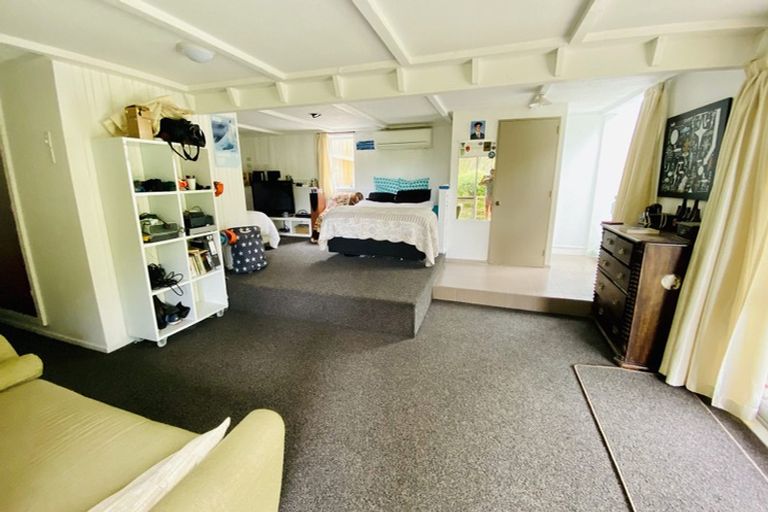 Photo of property in 32 Evans Pass Road, Sumner, Christchurch, 8081