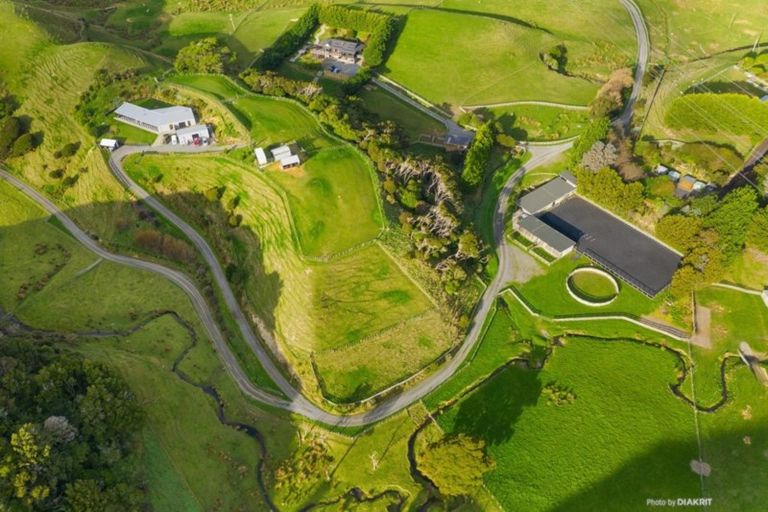 Photo of property in 823 Ohariu Valley Road, Ohariu, Wellington, 6037