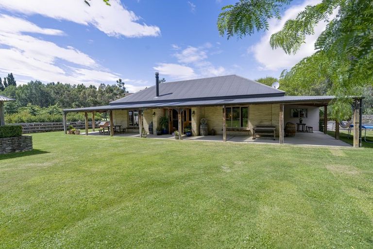 Photo of property in 585 Dunstan Road, Alexandra, 9391