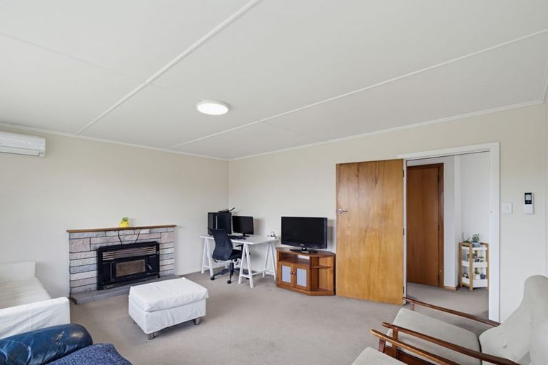 Photo of property in 19 Bennett Street, Waipawa, 4210