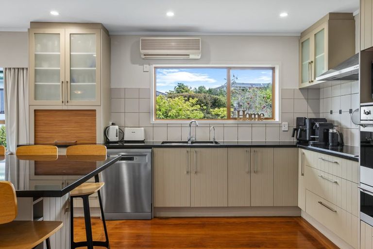 Photo of property in 21 Awatere Place, Snells Beach, 0920