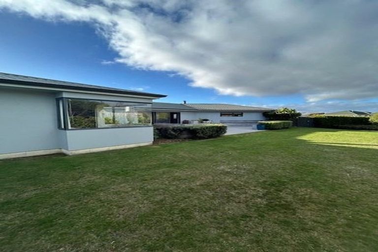 Photo of property in 4 Padstow Place, Camborne, Porirua, 5026