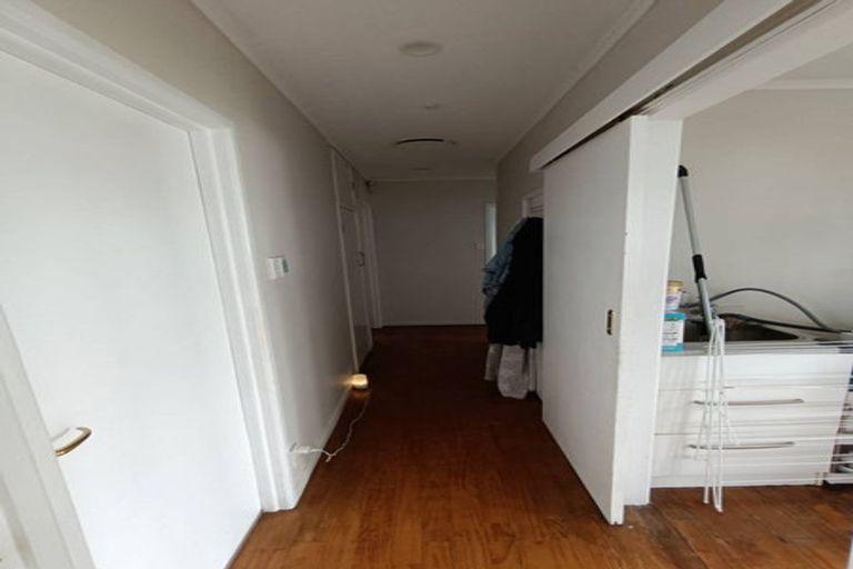 Photo of property in 20 Beeston Crescent, Manurewa, Auckland, 2102