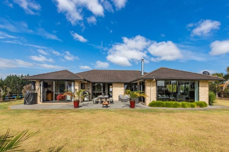 Photo of property in 128 Montrose Road, Kerikeri, 0293