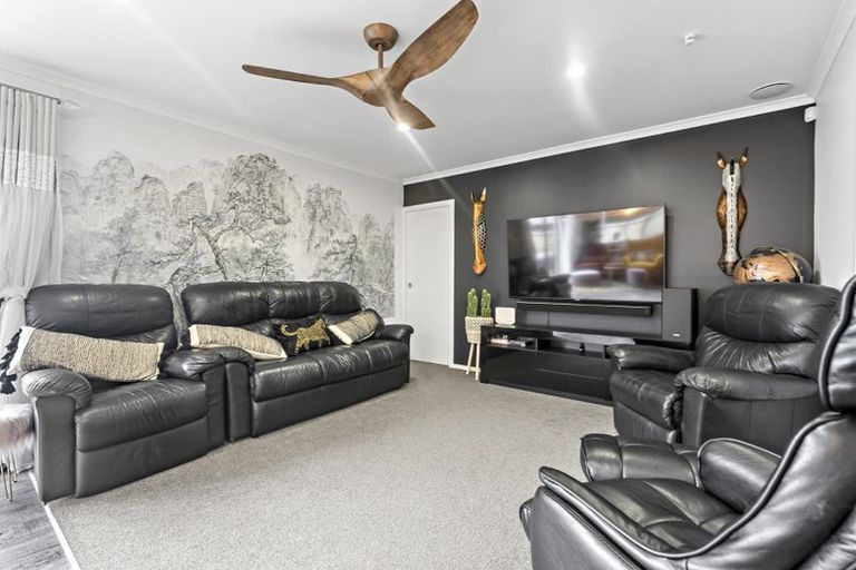 Photo of property in 4 Te Tiireke Drive, Glenview, Hamilton, 3206