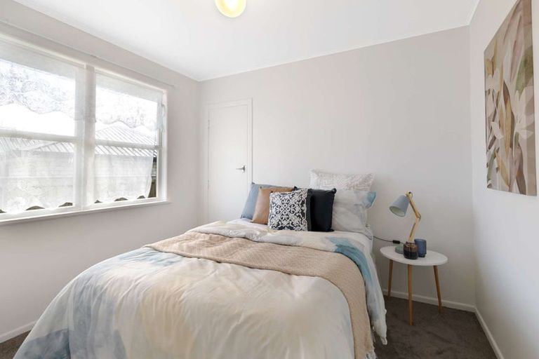 Photo of property in 27 Freyberg Street, Levin, 5510