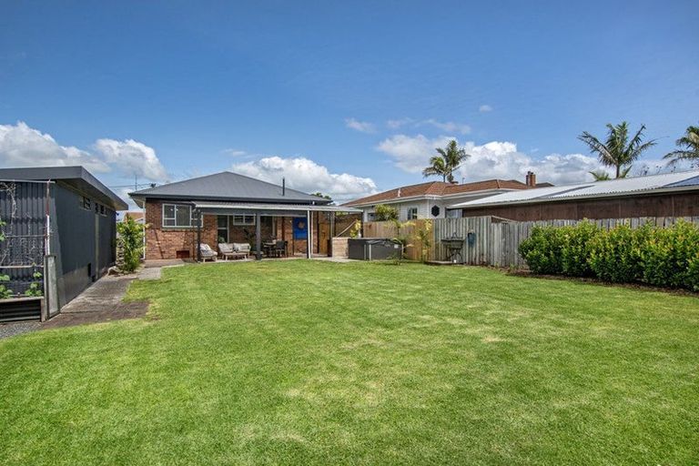 Photo of property in 13 Shortland Street, Regent, Whangarei, 0112