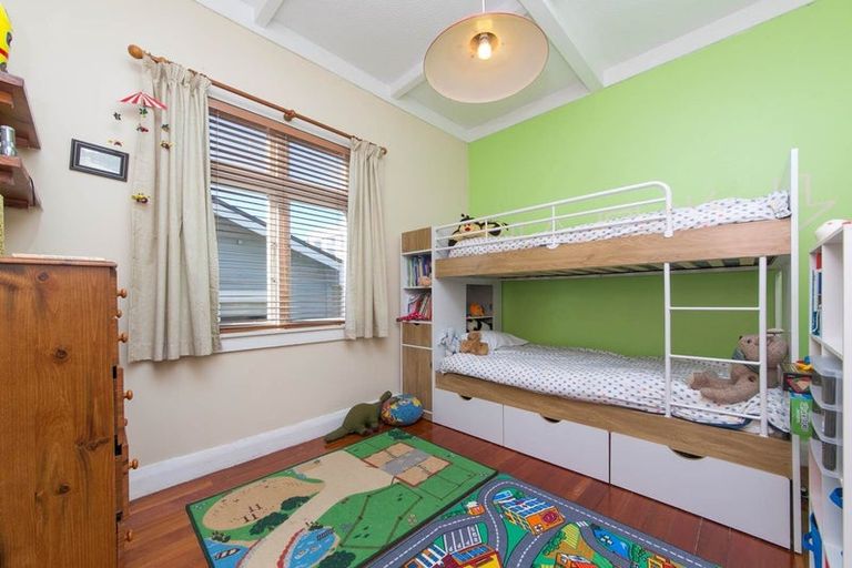 Photo of property in 7a Wattle Street, New Lynn, Auckland, 0600