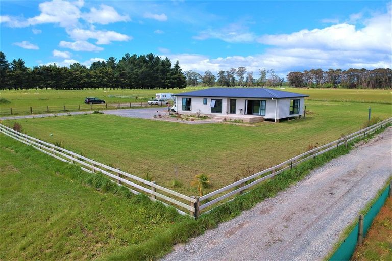 Photo of property in 36 Svenson Road, Waipukurau, 4200