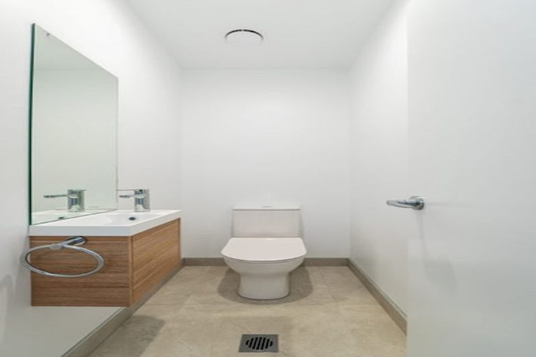Photo of property in 13 Karamu Street, Flat Bush, 2019