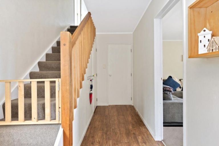 Photo of property in 18 Pelorus Street, Welcome Bay, Tauranga, 3112