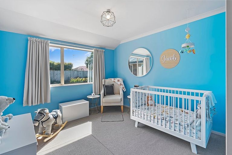 Photo of property in 48 Allison Crescent, Kaiapoi, 7630