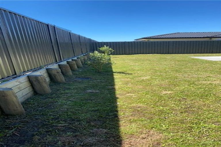 Photo of property in 42 Te Ranga Memorial Drive, Pyes Pa, Tauranga, 3112