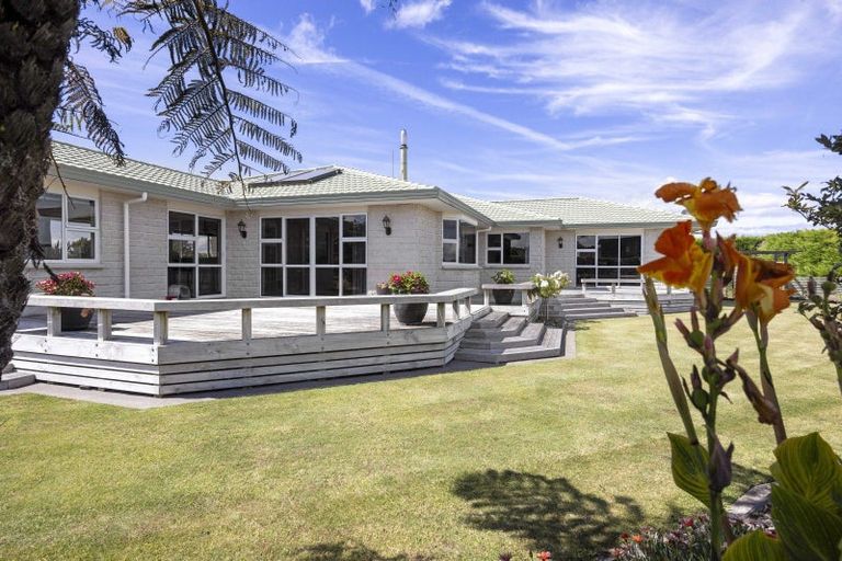 Photo of property in 281 Waihi Road, Hawera, 4673
