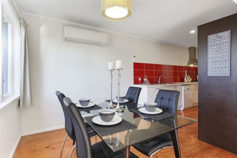 Photo of property in 15 Uxbridge Street, Northcote, Christchurch, 8052