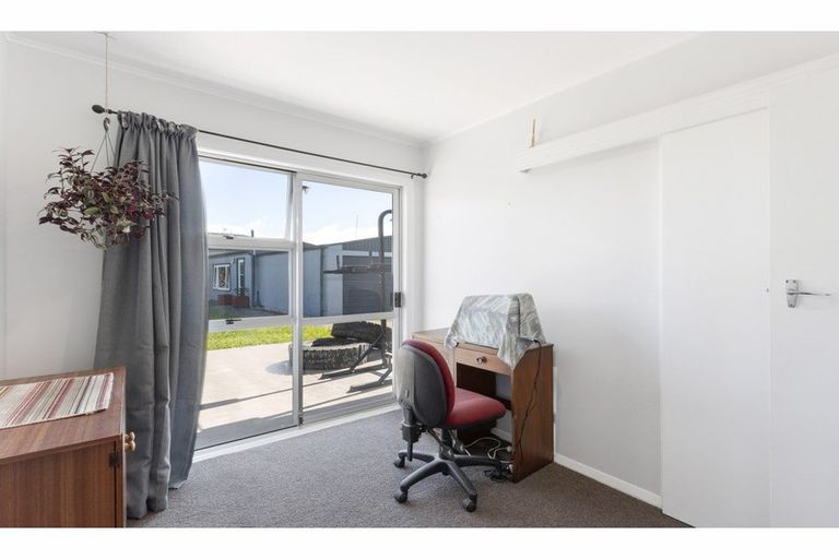 Photo of property in 54 Alexander Avenue, Onekawa, Napier, 4110